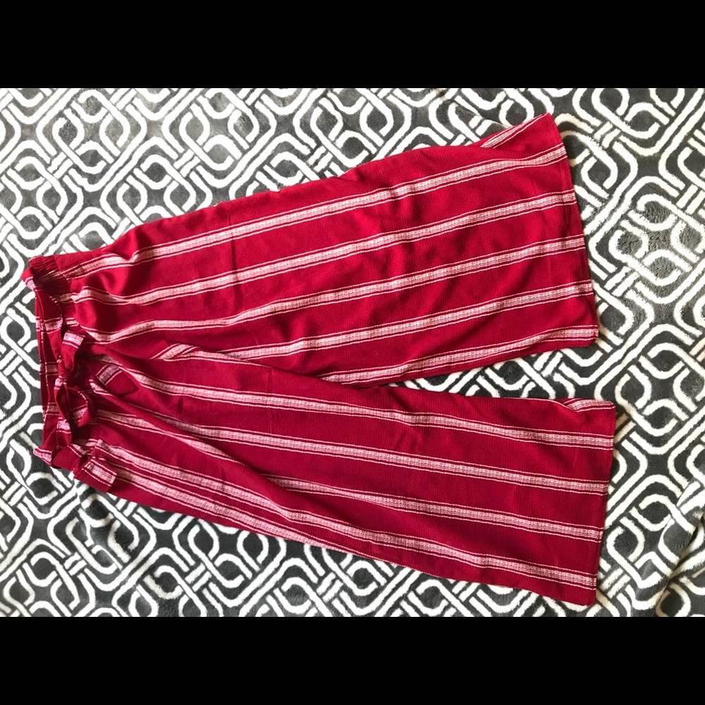 🌺Red Striped pants